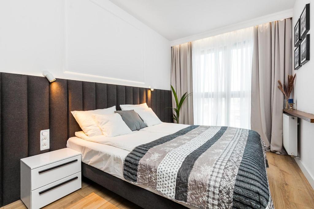 "Nowy Apartament" Sypialnia , Garaz, 1500 M Od Morza, Netflix Gdańsk Exteriör bild