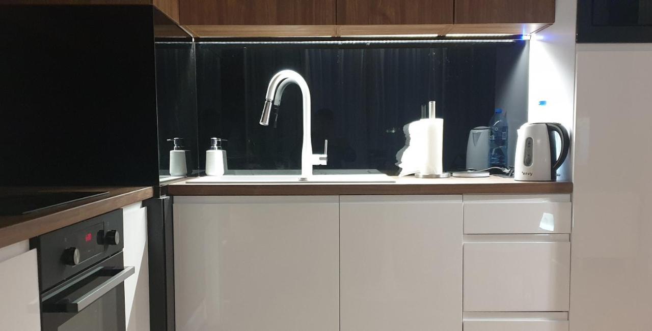 "Nowy Apartament" Sypialnia , Garaz, 1500 M Od Morza, Netflix Gdańsk Exteriör bild