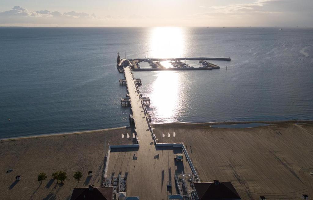 "Nowy Apartament" Sypialnia , Garaz, 1500 M Od Morza, Netflix Gdańsk Exteriör bild